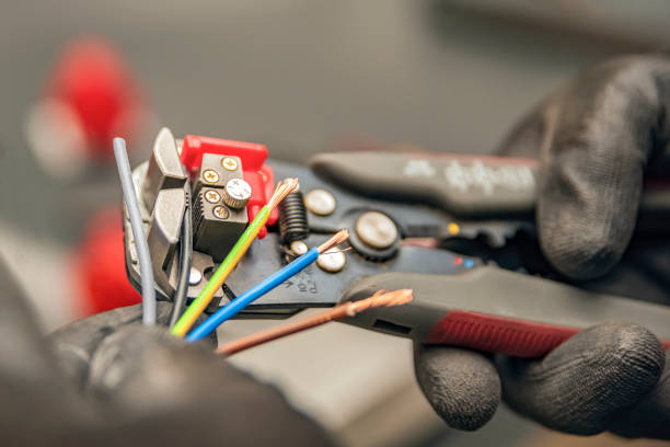 Best Emergency Electrician Near Me  in Lake Camelot, IL